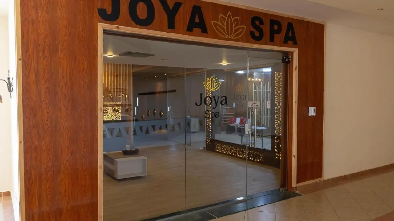 الفندق بليس ندى بيتش ريزورت - مرسى علم